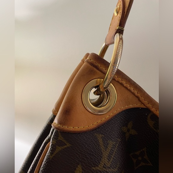 Louis Vuitton Monogram Canvas Galleria PM Hobo - Picture 6 of 16
